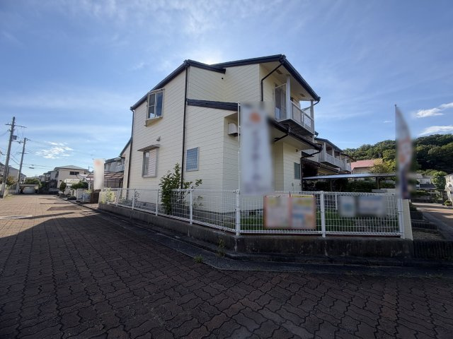 神戸市西区春日台２丁目戸建の前面道路含む現地写真