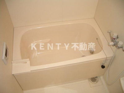 【浴室】 | ソレイユ | コンパクトで使いやすいお風呂です