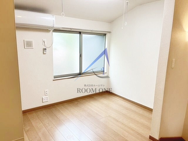 アイコート経堂の居間・リビング|洋室のお部屋です。