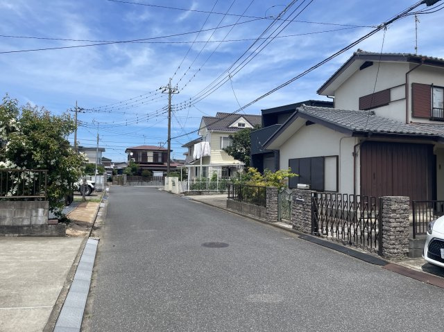 【前面道路含む現地写真】 | 大網白里市富田　中古戸建
