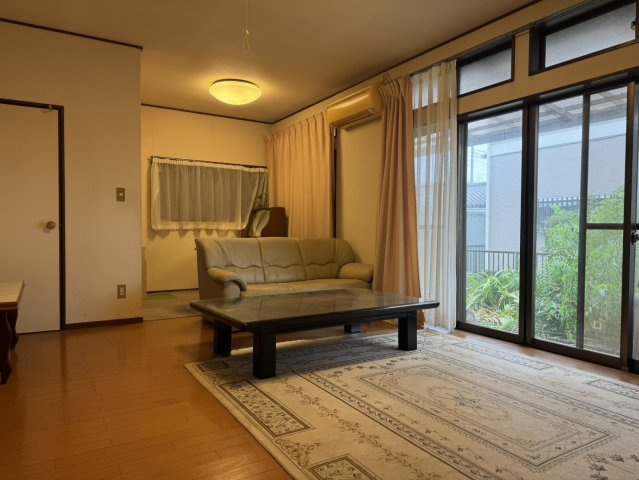 【居間・リビング】 | 大網白里市富田　中古戸建
