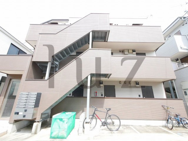 横浜杉田SDNの外観