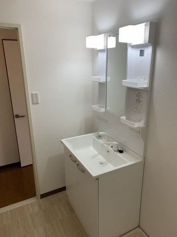 ラルジュ刀根山の洗面所