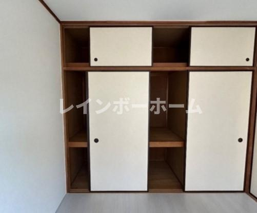 丸新ハイツの収納