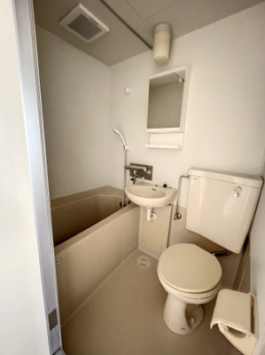 【浴室】 | ハイツトーカンドー | ※同建物ほかのお部屋の写真です。