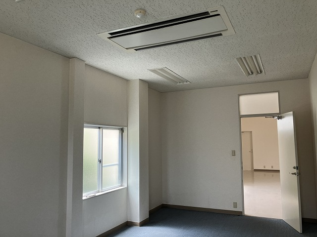 大井町ビルの内装