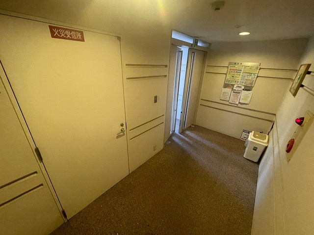 レクシア木川西のエントランス
