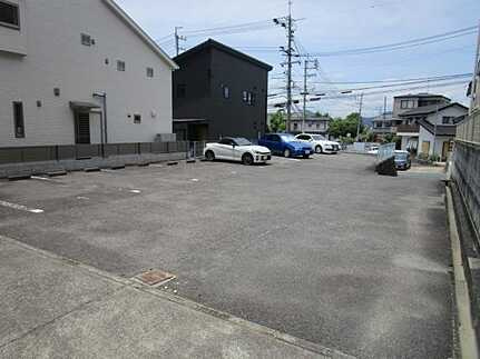 東区戸坂山根２丁目の外観