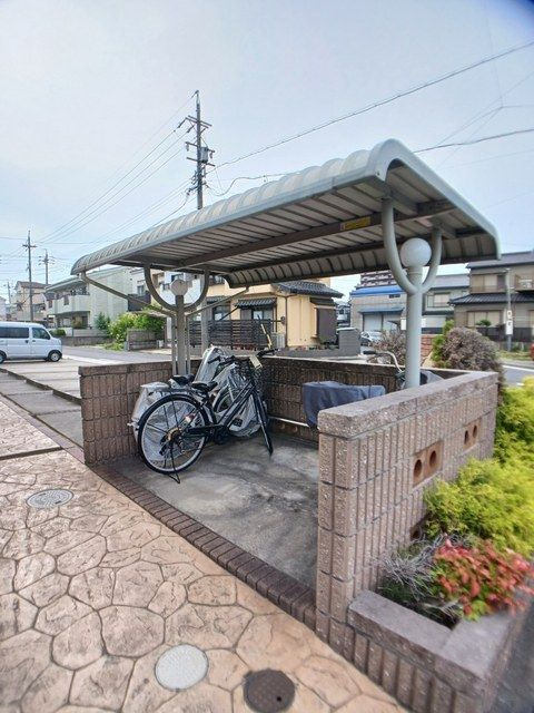 アイランド・ルガートのその他共用部分|駐輪場です