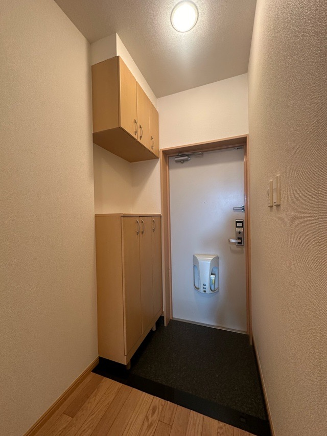 エイトスターオオオカの玄関