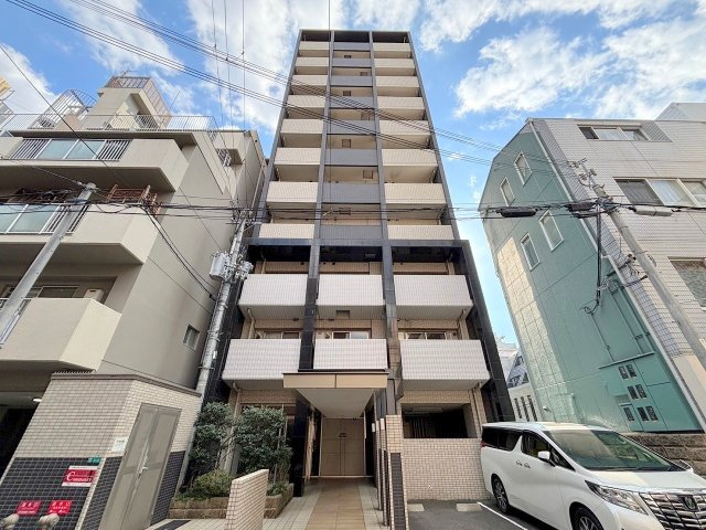 エイペックス新大阪の外観