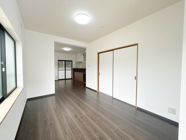 高知市大津乙　中古戸建の洋室
