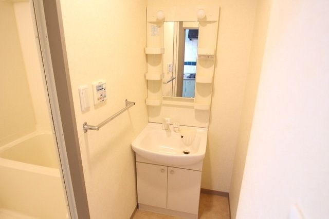 【洗面所】パステロ　アロッジオ45東蟹屋 