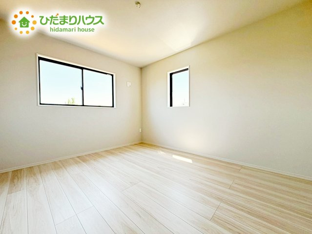 【寝室】 | 水戸市住吉町5期　新築戸建 | 日当たりの良い2階洋室はお昼寝も心地よさそうですね(*´ω`*)