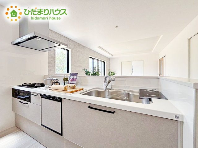 【キッチン】 | 水戸市住吉町5期　新築戸建 | 料理をしながらでも、ご家族との会話を楽しめる対面式キッチン♪