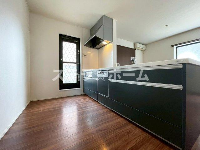 瑞光2 中古戸建のキッチン|お料理しやすいキッチンです