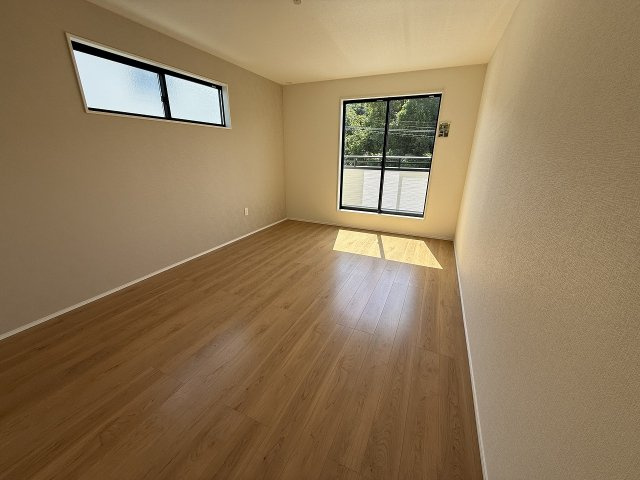前原駅南１丁目　新築戸建　３棟の洋室|洋室9.7帖