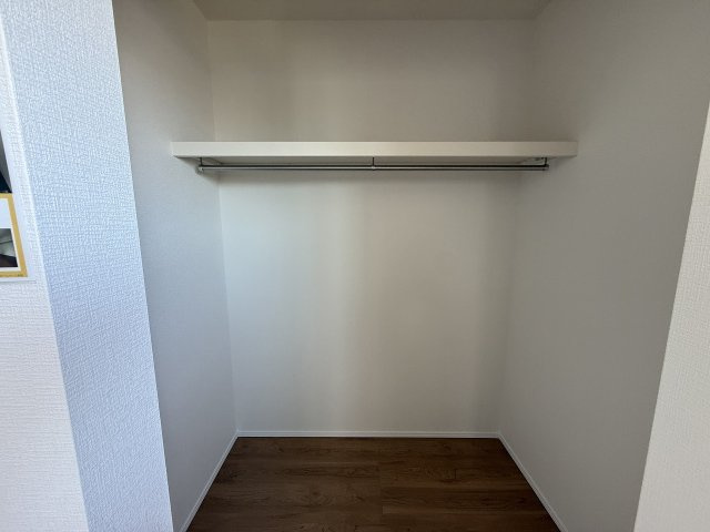 前原駅南１丁目　新築戸建　３棟の収納|洋室5.2帖のウォークインクローゼット