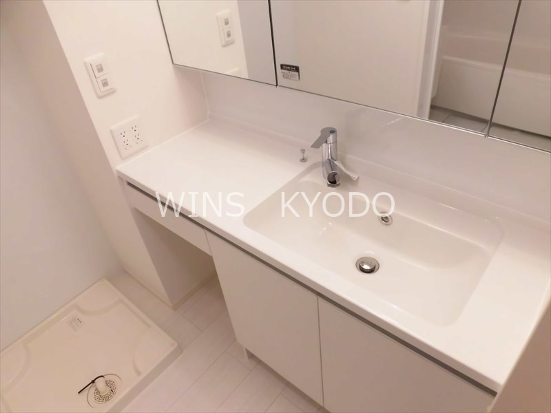 世田谷区桜上水１丁目のアパートの洗面所