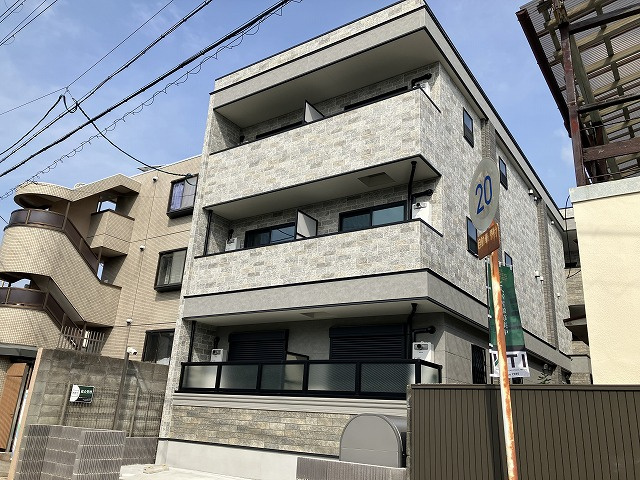 La vie belle 宝山町の外観
