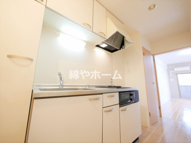 CITY SPIRE心斎橋EASTの内装|明るい室内です