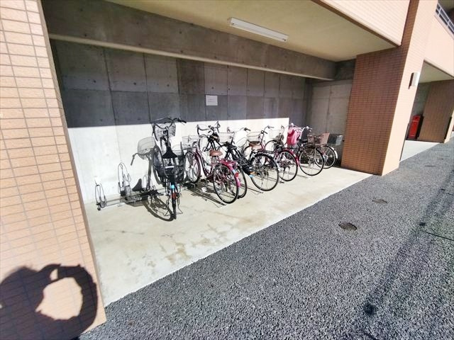 【駐輪場】の画像
