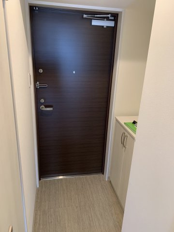 クローバー・メゾン服部の玄関