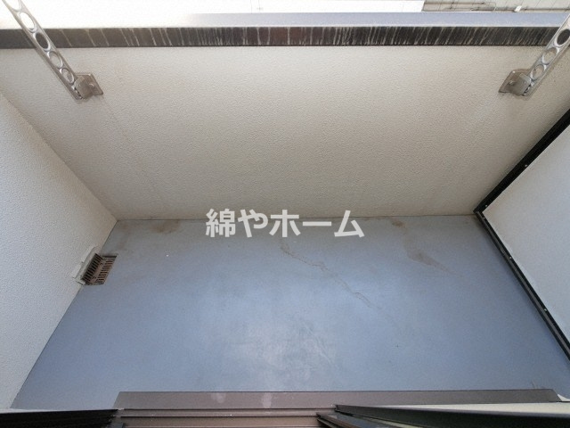CITY SPIRE上本町のバルコニー|外からの目が気にならないバルコニーで洗濯物が干せます