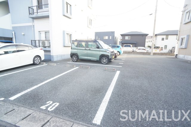 アクアBの駐車場