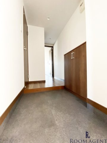 NEST黒川の玄関