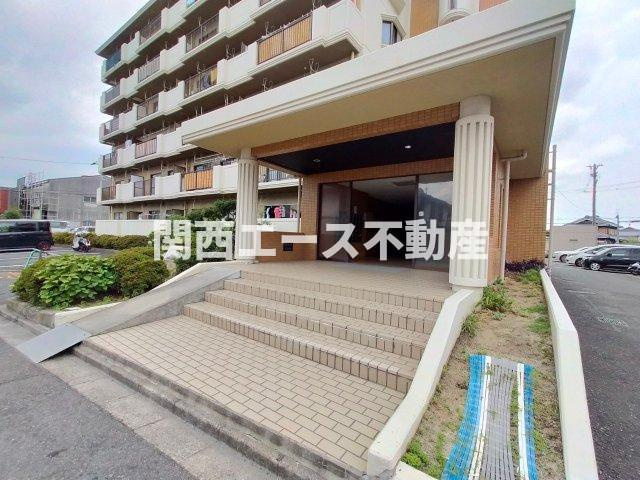 【エントランス】 | ハピネス48