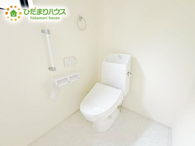 【トイレ】 | ひたちなか市馬渡17期　新築戸建 | 白を基調としたトイレは、インテリア次第でどんな空間になるかワクワクしますね♪