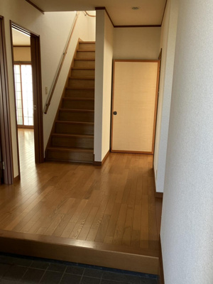 【玄関】 | 鳥取市吉成南町1丁目戸建て