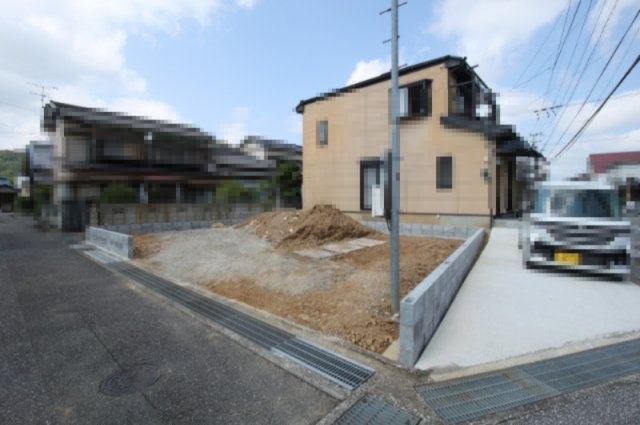 介良　中野団地　新築戸建の外観|土地面積　100.01㎡　（約30.25坪）