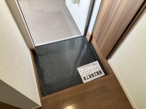 ラ・アンブルの玄関