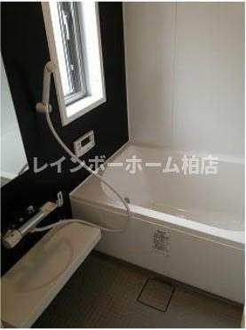 プライムアセット印西の浴室|追い焚き機能・浴室乾燥機があります
