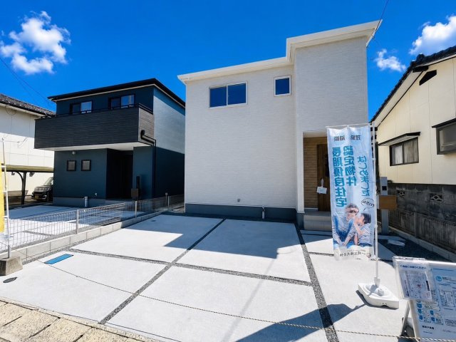 リーブルガーデン／合志市須屋十三／１号棟の前面道路含む現地写真