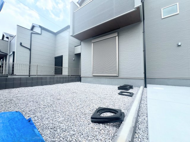 立川市西砂町　全３棟　新築戸建の庭