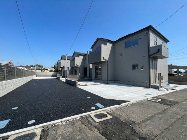 立川市西砂町　全３棟　新築戸建の前面道路含む現地写真