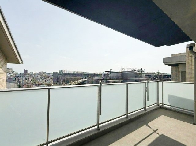 クラッシィハウス上北沢の展望|室内写真は家具や小物を消す AI 生成を含むため、実際とは異なる場合があります