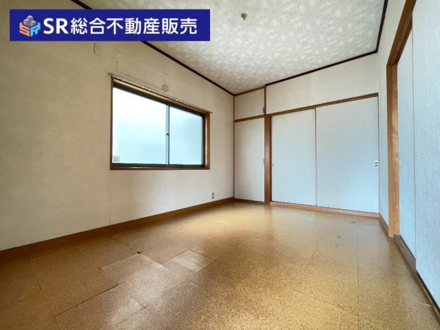 六万寺町1丁目中古戸建の脱衣所|室内洗濯機置場もあり清潔感のある脱衣場です