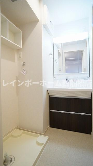 フローレンス松戸の独立洗面台