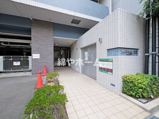 インテリジェンス御堂のエントランス|ゆとりのあるエントランスです