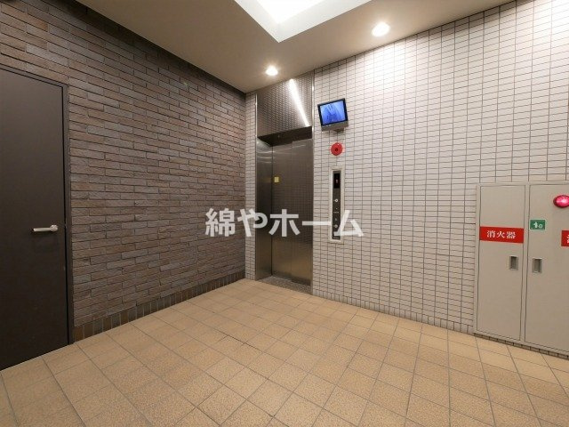 インテリジェンス御堂のロビー|建物の内部です