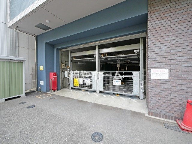 インテリジェンス御堂の駐車場|駐車場に車を止められます