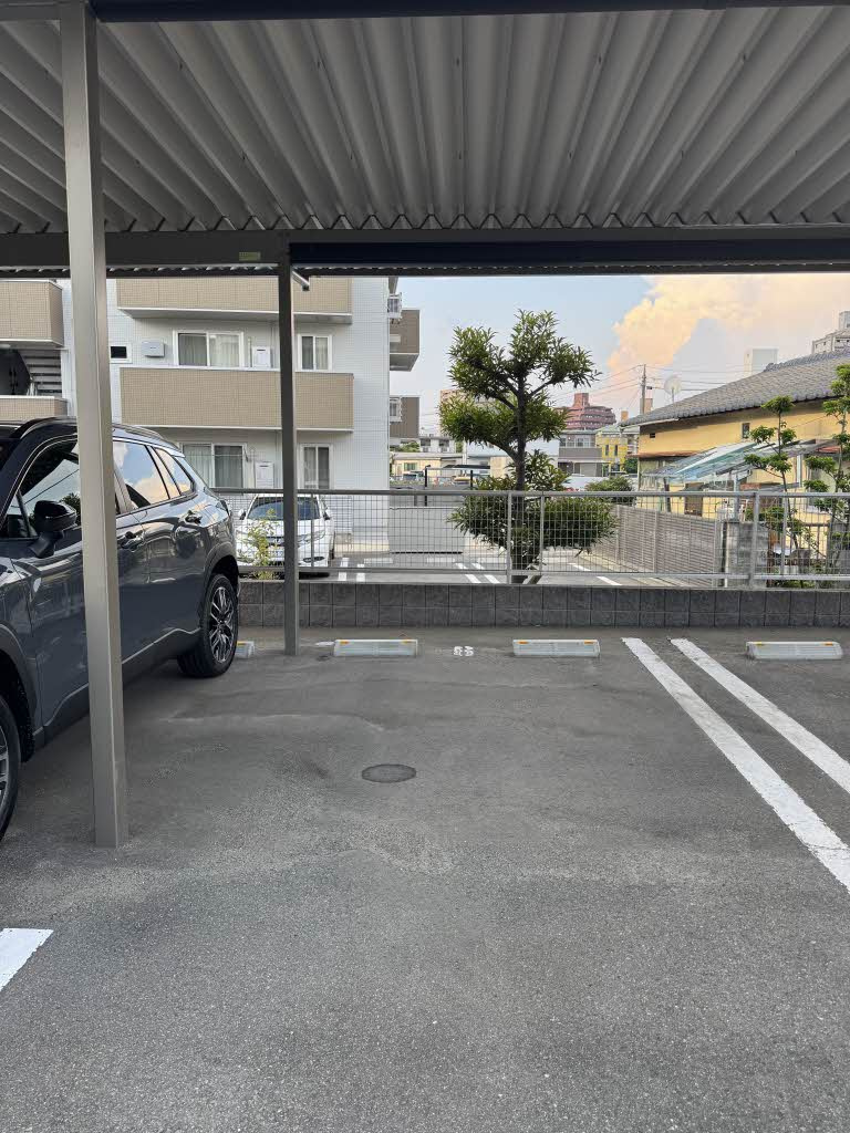 アレーズメゾンの駐車場|駐車場があります