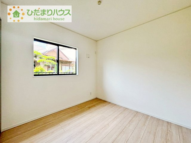 【洋室】 | 筑西市二木成第2　新築戸建　4号棟 | 夏場に心地良いひんやり感はフローリングならでは☆彡