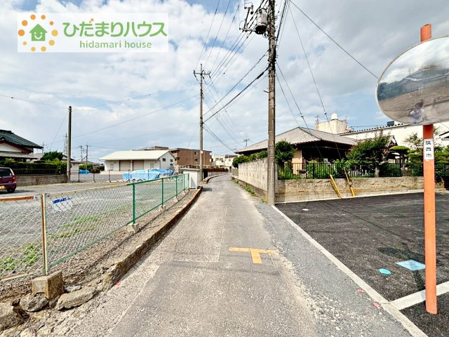 【前面道路含む現地写真】 | 筑西市二木成第2　新築戸建　4号棟 | 人気の平屋一戸建て！(^^)/