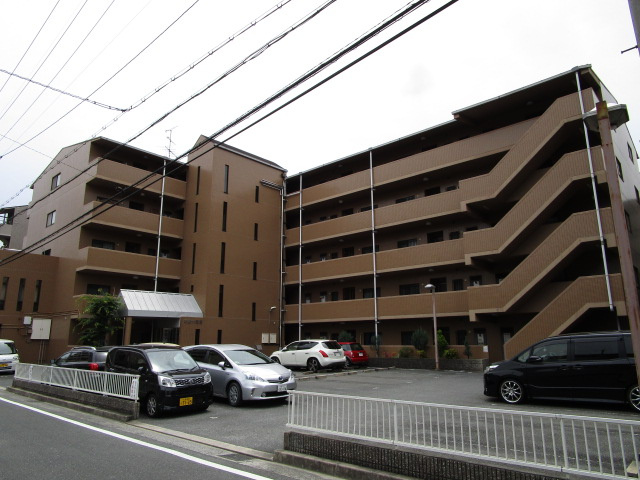 若園11番館の外観
