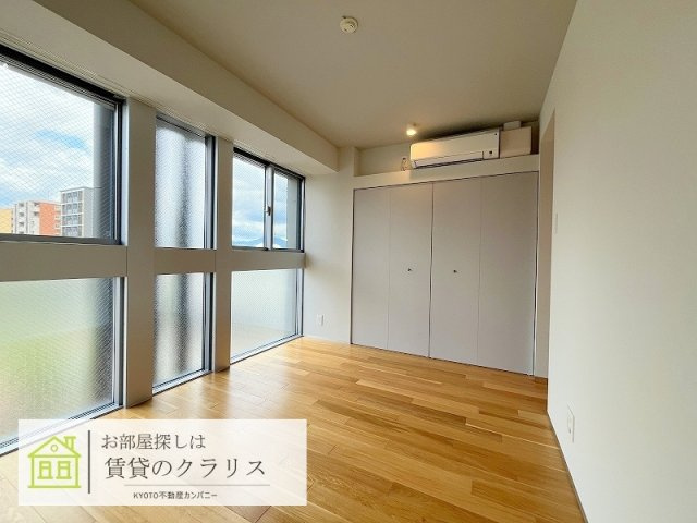シャリマー西大路の内装
